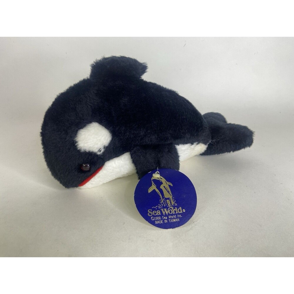 Vintage Sea World Shamu Killer Whale Orca Plush Stuffed Animal 1988 With Tag
